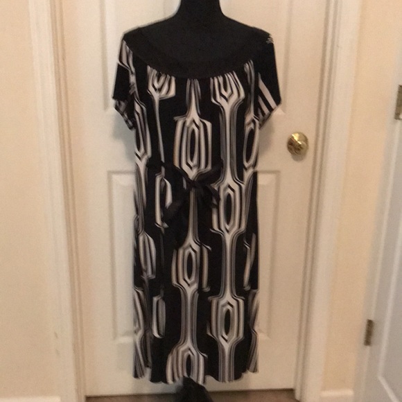 Sheri Martin NY Woman Dress! - Picture 2 of 7